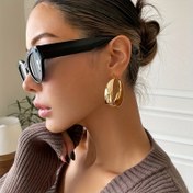 Resim Kadınlar için Büyük Boy Halka Küpeler - Günlük ve Parti Kullanımı İçin Retro Altın Tonlu Metal Aksesuar, Trend Instagram Değerli Takılar, Yıl Boyu Çok Yönlü Stil, Şık Aksesuar 