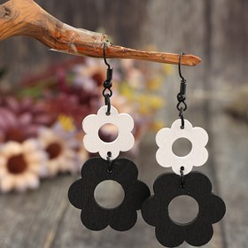 Resim Siyah ve Beyaz Çiçek Ahşap Küpeler, Vintage Stil, Çift Çiçek Sarkıt Damla Küpeler Kadınlar için Demir Kancalarla - Doğal Ahşap, Kaplama Yok, Mozaik Yok, Tüm Mevsimler İçin Uygundur 