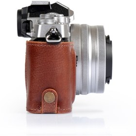 Resim MegaGear Nikon Z Fc Tek Dip Hakiki Deri Fotoğraf Makinesi Kılıfı - Kahverengi 
