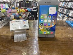 Resim Apple iPhone 8 Plus İkinci El TR | 64 GB | Gümüş İkinci El İPHONE 8 PLUS 64GB GÜMÜŞ SORUNSUZ HATASIZ GARANTİLİ