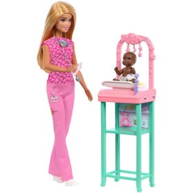 Resim Barbie Bakım Temalı Kariyer Oyun Setleri Doktor Bebek JCR72 