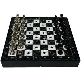 Resim Gifthome Pocket Serisi Küçük Boy Metal Black Taş Ve Mermer Desenli Kutulu Klasik Satranç Takımı 13,5 X 13,5 Cm. 