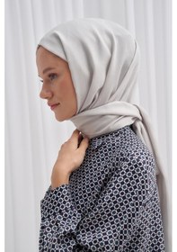 Resim Carell Monogram Jakar İtalyan İpekli Şal Gümüş Çok Renkli 