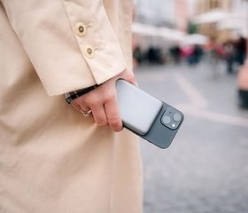 Resim Verbatim Manyetik Power Bank 10000 mAh, Kablosuz Şarj Cihazı 15 W, USB-C ile 20 W PD, Küçük ve Manyetik Powerbank iPhone 15, 14, 13, 12, Pro, Max, Samsung, iPad için, Gri 