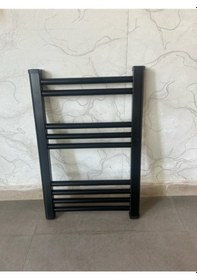 Resim Dekoratif Siyah Havlupan Standart Banyo Radyatörü & Duvara Monte 