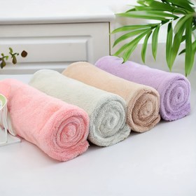 Resim Kadınlar için Mikrofiber Saç Havlusu | Süper Emici, Hızlı Kuruyan & Kabarmayı Önleyici | Çok Renkli Polyester Düğme Kapatmalı | Tüm Saç Tipleri İçin İdeal | Şık Banyo Aksesuarı, Banyo Havluları 
