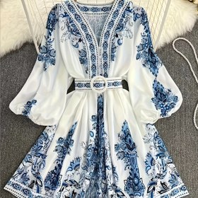 Resim Vintage Saray Tarzı Çiçek Baskılı V Yaka Elbise, Fener Kollu ve Kemeri ile 