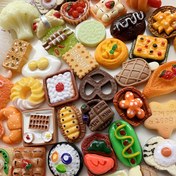 Resim 10/30/60 adet Minyatür Yiyecek Aksesuarları - Gerçekçi Reçine Bebek Evi Dekoru ile Çeşitli Tatlılar, Meyveler, Pastalar & Sandviçler DIY Diorama için, Halloween & Noel Hediyeleri (Karışık Renkler), Minyatür Bebek Evi Aksesuarları, Bayram Süslemeleri, Oyun Sever Minyatürler, El Yapımı Minyatürler, Bayram Alışverişçiler 