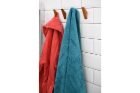 Resim Hagen Banyo Askılığı 1. Sınıf Kayın Ahşap Bordo Renk Suya Dayanıklı Kimyasal İçermez 2'li Set 