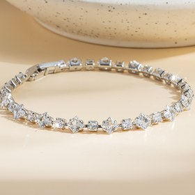 Resim Kadınlar ve Erkekler için 1 Adet Şık Poligonal Bilezik - Hipoalerjenik Bakır Tonlu Beyaz Altın Kaplama ile Parıldayan Mor & Beyaz Sentetik Kübik Zirkonya Taşlı, Kararmaya Dirençli Takı Anne Günü, Düğünler, Yıldönümleri, Sevgililer Günü, Günlük Zarafet İçin Dayanıklı Mücevher Hediyesi | Sofistike Mücevher | Sentetik Zirkonla Süslü 