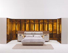 Resim Giyinme Dolabı 