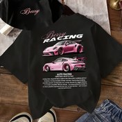 Resim Kadın Pembe Yarış Grafikli T-Shirt - "Born Racing" Tasarımı ile Araba İllüstrasyonu, Rahat Tüm Mevsim Tee, Yumuşak Polyester Kumaş, Makine Yıkamalı, Araba Tutkunları için Mükemmel, Araba Tutkunu Giyim | Cesur Grafik Tee | Makine Yıkamalı Kumaş 