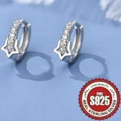 Resim 1 Çift S925 Saf Gümüş Moda Retro Zarif Trendy Hafif Lüks Zarif Tatlı Parlayan Mükemmel Yarım Daire Beşgen Yıldız Yüksek Kaliteli Yaratıcı Tasarım Küçük Kişilik INS Tarzı Kız Kalp Şansı Canlılık Romantik Aşk Basit Lüks Çift Mini Sevimli Günlük Parti Hediyesi Tüm Eşleşen Anti-alerji Kulak Delme Kulak Tokası Kulak Aksesuarları 