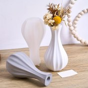 Resim Basit İnce Boyunlu Vazo Silikon Kalıp DIY El Yapımı Alçı Kalıbı Çok Amaçlı Silikon Vazo Kalıbı Ofis Dekorasyonu Çimento Reçine Sabun Balmumu Yapım Kalıbı Sanatsal Ev Dekoru Süsü Şık Beyaz Seramik Vazo ile Çiçek Düzenlemesi Sentetik Taş - Ev Dekoru için DIY Silikon Kalıp, Sukulentler ve Küçük Bitkiler İçin İdeal, Dekoratif Vazo | Pürüzsüz Yüzeyli Vazo 