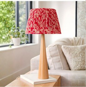 Resim Lennox Ahşap Gövde Pileli Kırmızı Başlık Dekoratif Abajur Ahşap - Kahverengi 