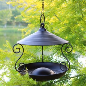 Resim Şık Siyah Asılı Kuş Besleyici - Dayanıklı Metal Bahçe Dekoru, Çeşitli Kuşları Çeker, Dış Mekan Kullanımı İçin İdeal, Kuş Sevgilileri İçin Mükemmel Hediye, Bahçe Dekoru|Şık Metal Besleyici|Şık Tasarım 