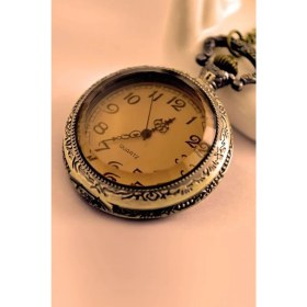 Resim Feyza Design Şık ve Kullanışlı Klasik Cep Saati, Tarzınıza Zarif Dokunuş 