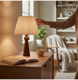 Resim Beyaz Rafya Başlıklı Ahşap Abajur Çok Renkli 