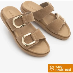 Resim Marjin Kadın Hakiki Deri Altın Toka Detaylı Kalın Taban Günlük Terlik Merpe Camel Süet 