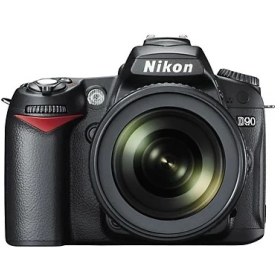 Resim Nikon DSLR D90 Kit 18-105mm VR 12.3MP 3.0" SLR Dijital Fotoğraf Makinesi 
