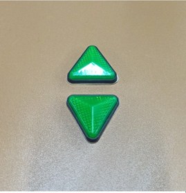 Resim Yeşil Renk Mini Üçgen Reflektör Yapışkanlı 2 Adet 