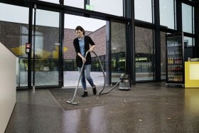 Resim Karcher NT 27/1 Profesyonel Islak-Kuru Elektrikli Süpürge 1380 w 