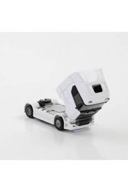 Resim Metaş Oyuncak Vitrinim 1:50 Ölçek Sesli ve Işıklı Tır Kafası Beyaz Renk 