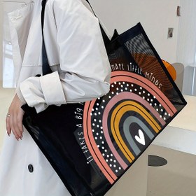 Resim Geniş Kapasiteli Trend PVC Çanta - Gökkuşağı Desenli ve İlham Verici Yazılı Dekorlu, Dayanıklı Siyah Plaj Çantası - Kadınlar, Gençler, Üniversite Öğrencileri İçin - Anne, Öğretmenler Günü, Tatiller İçin Mükemmel Hediye, Kolay Bakım 