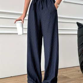 Resim Kadınlar için Yüksek Bel Geniş Paça Pantolon - Lacivert ve Beyaz Dikey Çizgili, İlkbahar/Sonbahar İçin Şık Pantolonlar, Esnemez Kumaş, Günlükten Yarı Resmiye Giyim, İlkbahar Sonbahar Kıyafeti | Zarif Çizgi Tasarım | Klasik Dikiş 