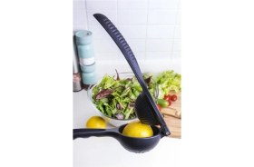 Resim Serenity Haven Döküm Limon ve Portakal Sıkacağı Siyah Sağlam ve Pratik Kullanım 