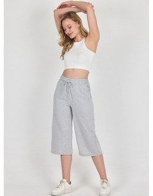Resim Yüksek Bel Cepli Rahat Kesim Mevsimlik Kadın Diz Altı Bermuda Gri Kapri Şort Gri 