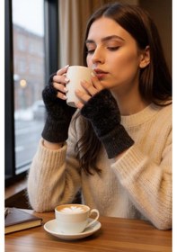 Resim Hitit Socks Kadın 1 Çift Kışlık Parmaksız Termal Esnek Polarlı Peluş Eldiven Siyah 