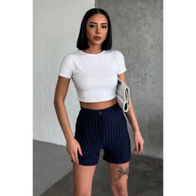 Resim Zarif Ve Şıklığı Bir Arada Sunan Yüksek Bel Krep Esnek Çimalı Çizgili Şort Lacivert 