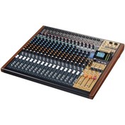 Resim Hepta Collection Tascam Model 24 22 Kanal Analog Mikser 24 Kanal Digital Kayıt Özellikli 