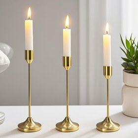 Resim 3 Parça Altın Pirinç Mumluk Seti, Vintage Modern Dekoratif Merkez Süsü, Şömine Üstü, Nikah Törenleri, Noel Partileri, Ev Hediyesi ve Mutfak Masası Aksesuarları İçin (Mumlar Dahil Değildir), Yemek Masası İçin Mumluk Seti, Uzun Mumluk, Pirinç Şamdan, Mumluklar, Avrupa Mumluk, Dekorasyon için Mumluk, Vintage Beyaz Mumluk, Asılmış Mumluk, Klasik Mumluk, Mumluk Merkez Parçası, Dekoratif Mumluklar, Duvar Aplik Mumluk, Mum Tutucular, Mum Tabanı, Estetik Mumluk, Rustik Mumluk Dekor, 