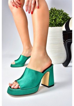 Yeşil Saten Kumaş Kalın Topuklu Kadın Terlik M570021204