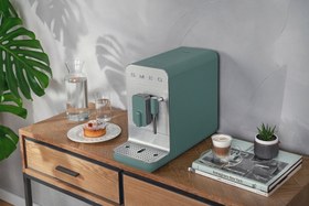 Resim Smeg Mat Zümrüt Yeşili 50s Style BCC02egmeu Otomatik Espresso Kahve Makinesi 