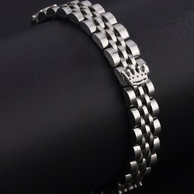 Resim Bir Gümüş Renkli Üç Taç Tasarımı Paslanmaz Çelik Bilezik, İş Stili, Yüksek Kaliteli, Moda ve Çok Yönlü, İşte Erkek İşadamları İçin Uygun 