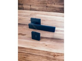 Resim Renk Yapı Rüyası Panel Kapı Kolu Mutfak Kapı Kolu Sağlam Yay Mekanızması Metal Döküm Kulp Siyah Renk 