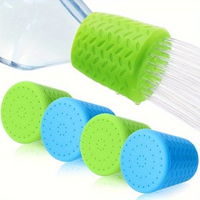 Resim Yenilikçi Silikon Pet Duş Başlığı, Taşınabilir Pet Banyosu ve Dış Mekan Su Dağıtım Aksesuarı, Çok Fonksiyonlu Köpek Yıkama Püskürtme Nozulu, Standart Plastik Şişelere Evrensel Uyumluluk, Pet Bakım ve Temizlik Malzemeleri, Kampçılık, Yürüyüş ve Plaj Tatilleri için İdeal 