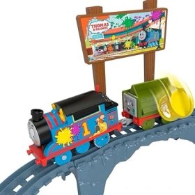 Resim & Friends Pille Çalışan Thomas ve Troublesome Truck ile Thomas ve Arkadaşları Boya Teslimatı Motorlu Tren Seti, 3 Yaş Üstü Çocuklar Için, HTN34 