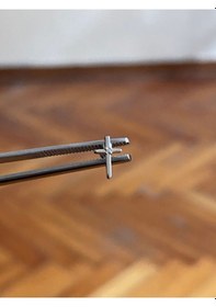 Resim 316 L Cerrahi Çelik Dudak Piercing Kıkırdak Helix Tragus Conch Piercingi Zirkon Taşlı Haç Piercing Gümüş 