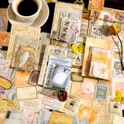 Resim 100 Adet Vintage Scrapbooking Malzemeleri Seti - Dekoratif Çıkartmalar ve Ephemera ile Retro Günlük Tutma, DIY El Sanatları, Kolaj Sanatı, Kart Yapımı & Planlayıcılar için Kağıt Tasarım Paketi - Haki & Zerdeçal Renkli 