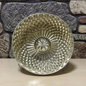 Resim Efemir Gümüş Kaplamalı Piramit Işlemeli Bakır Hamam Tası 