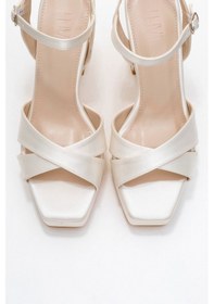 Resim Luvishoes Yulia Sedef Saten Çapraz Bantlı Kadın Platform Topuklu Ayakkabı Sedef 