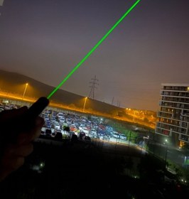 Resim ATLT ATLANTİS 15 KM MEZİLLİ YEŞİL LAZER POİNTER PİLLİ ŞARJLI 2 BAŞLIK ANAHTARLI 1000MW GÜÇLÜ İŞARETLEYİCİ 4800MAH 