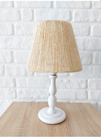 Resim Retro Now Perge Beyaz Ahşap Ayakli Abajur 