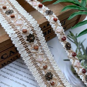 Resim 0.91 Metre Bohem Çiçek Desenli - Taş ve Ahşap Boncuklu Örgü Kurdele - El Yapımı DIY Kıyafet Süsleme, Kol Yaka, Aksesuarlar için Doğal Tonlarda Boho Malzemeler, Dekoratif Giysi Süslemesi, Etnik Stil, Detaylı Boncuk İşçiliği, Doğal Dokulu Kurdele 
