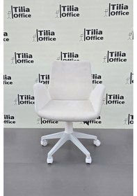 Resim Maki Çalışma Ve Çocuk Koltuğu Beyaz Ayak Beyaz 