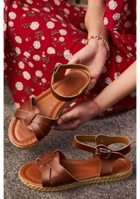 Resim Günlük Kadın Sandalet Bilek Tokalı Yumuşak Rahat Ortopedik Alçak Tabanlı Esnek Ayakkabı 407 Taba 